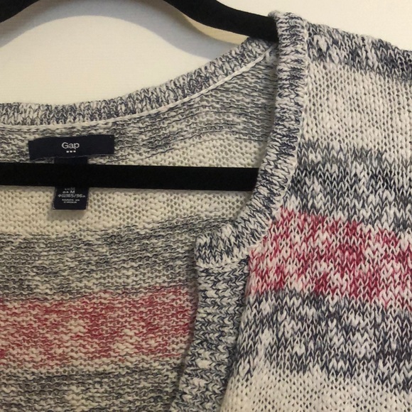 Sweater - Picture 4 of 4